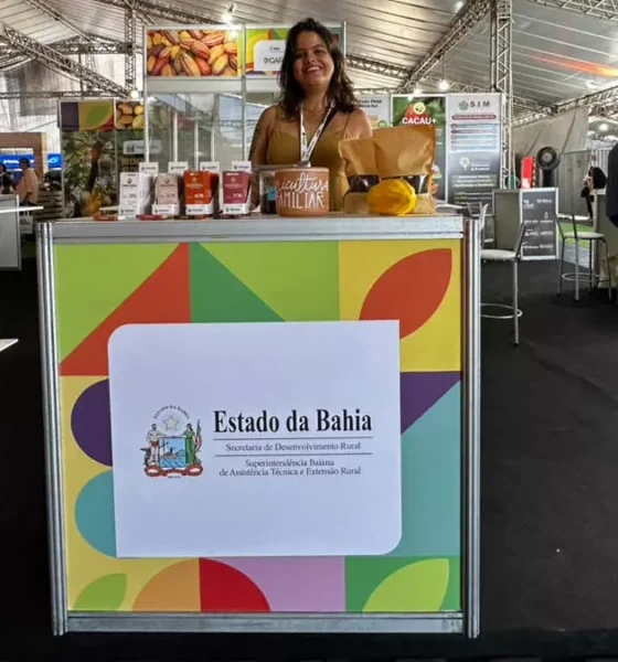 A agricultura familiar baiana marca presença na ExpoCacau 2026, realizada entre os dias 25 e 27 de agosto, no Centro de Convenções de Ilhéus.