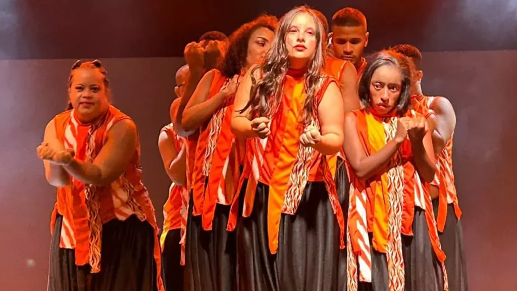Nesta quarta-feira (26), às 19h, a Opaxorô Companhia de Dança participa do projeto Palco Aberto, no Teatro Gregório de Mattos,