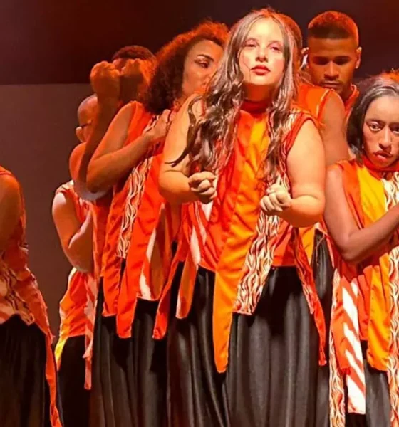 Nesta quarta-feira (26), às 19h, a Opaxorô Companhia de Dança participa do projeto Palco Aberto, no Teatro Gregório de Mattos,