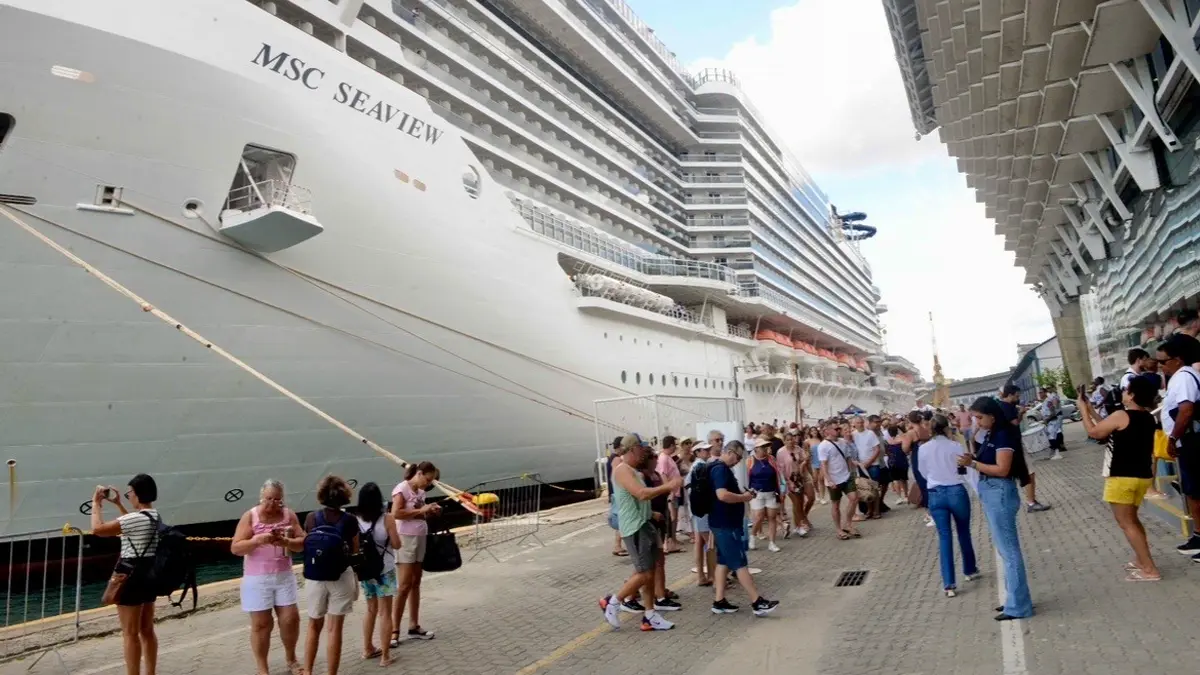 Mais de 180 mil turistas brasileiros e estrangeiros devem desembarcar na Bahia durante a temporada de cruzeiros marítimos 2026-2027,