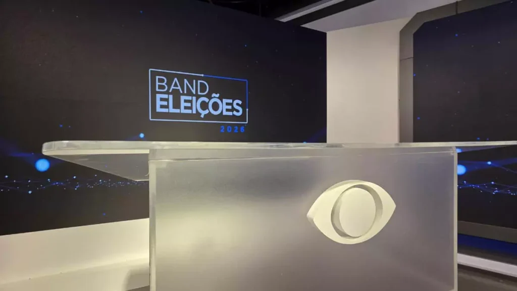 A Band Bahia promove neste domingo (9) um dos momentos mais relevantes do calendário eleitoral de 2026: o tradicional debate