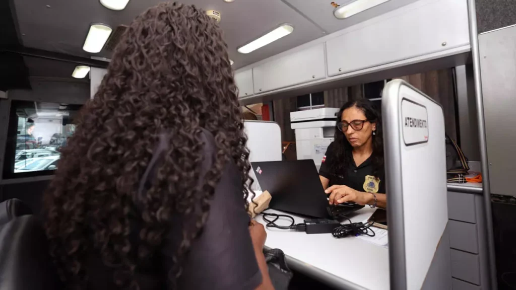 O Projeto Por Elas – Mutirão de Atendimento às Mulheres Vítimas de Violência reuniu, nesta segunda-feira (24), em Salvador,