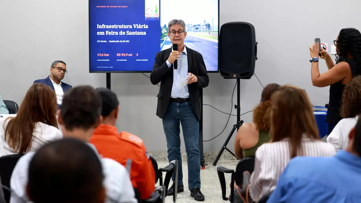 Foi assinada, nesta sexta-feira (28), a ordem de serviço para a segunda etapa das obras de recuperação da pavimentação e do sistema