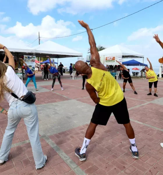 Crianças, jovens e moradores de Praia Grande participaram, neste sábado (29), de um Dia de Lazer com atividades esportivas,