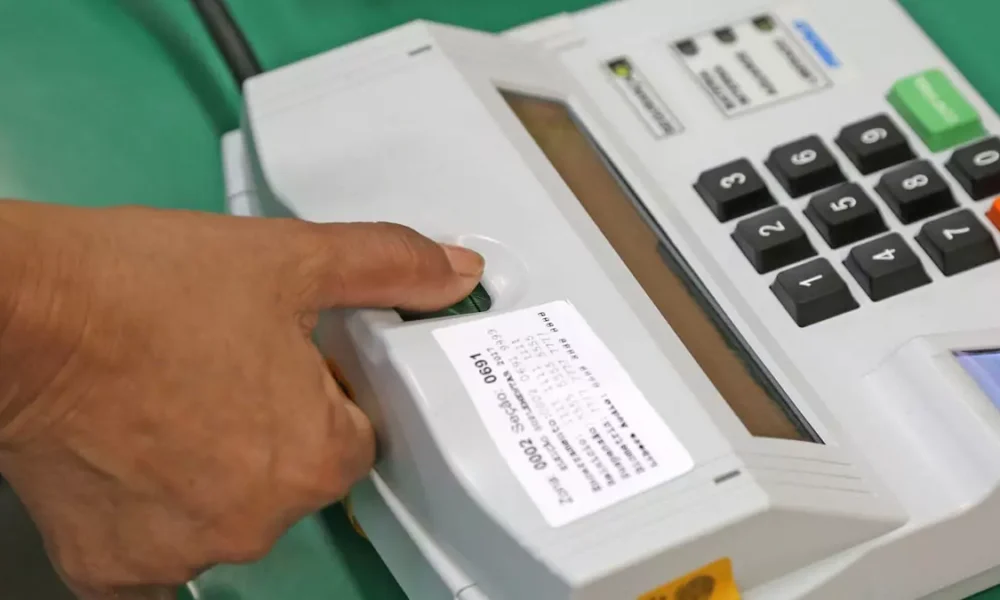 Instituto Nacional do Seguro Social (INSS) que comparecerem às urnas nas eleições de outubro não precisarão realizar a Prova de Vida em 2026.