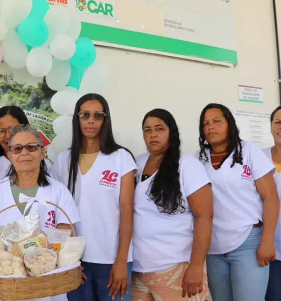 Uma agroindústria familiar voltada ao processamento de mandioca entrou em operação na comunidade de Lagoa do Canto,