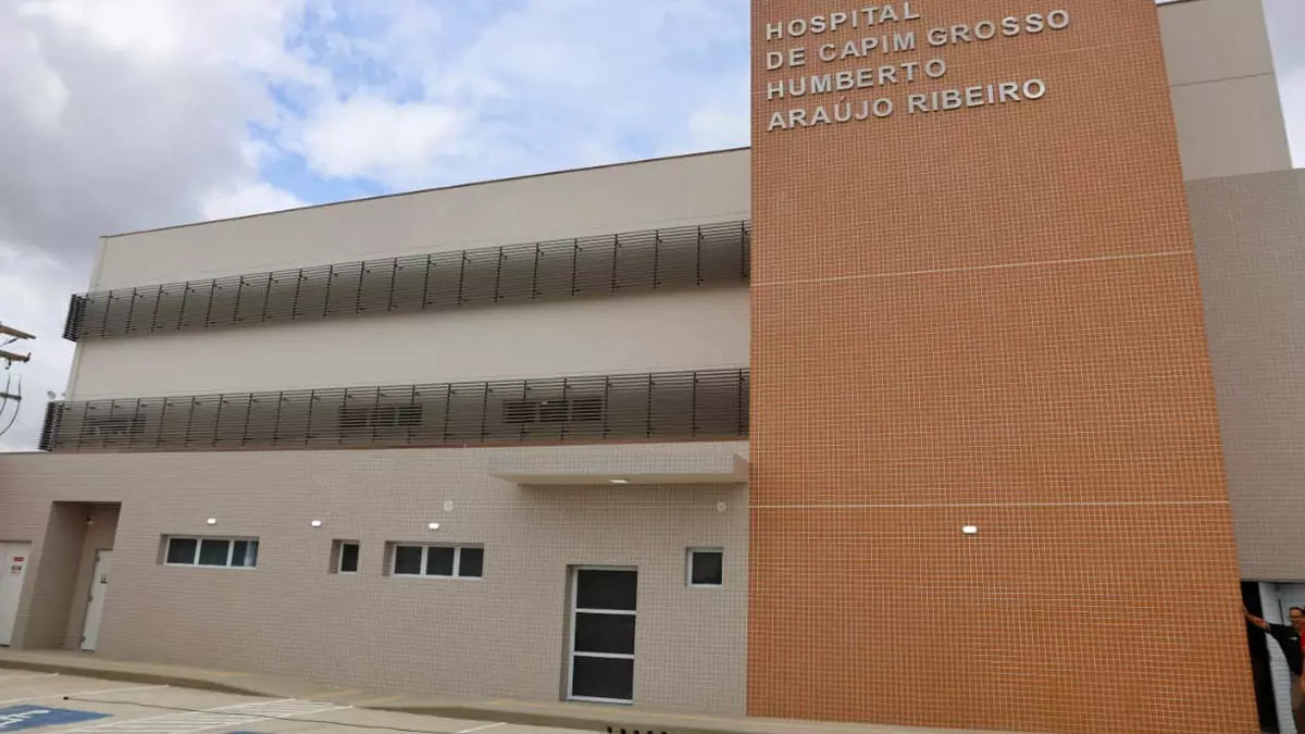 A primeira etapa da reforma e ampliação do Hospital Municipal Humberto Araújo Ribeiro, em Capim Grosso, foi entregue nesta sexta-feira (25)