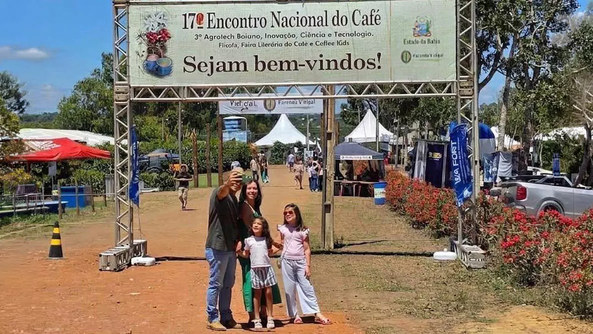 O 17º Encontro Nacional do Café foi encerrado no último domingo (13), na Fazenda Vidigal, em Barra do Choça, na zona turística