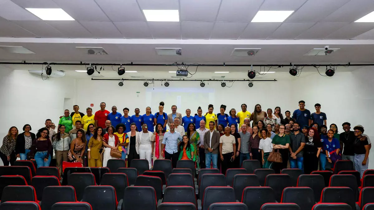 Pesquisadores, representantes do esporte e membros da comunidade escolar participaram, nesta quinta-feira (3), do painel “Futebol & Cidadania
