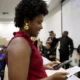 A Polícia Civil da Bahia iniciou, nesta sexta-feira (4), a devolução de celulares recuperados durante a 9ª edição da Operação Mobile 360°.