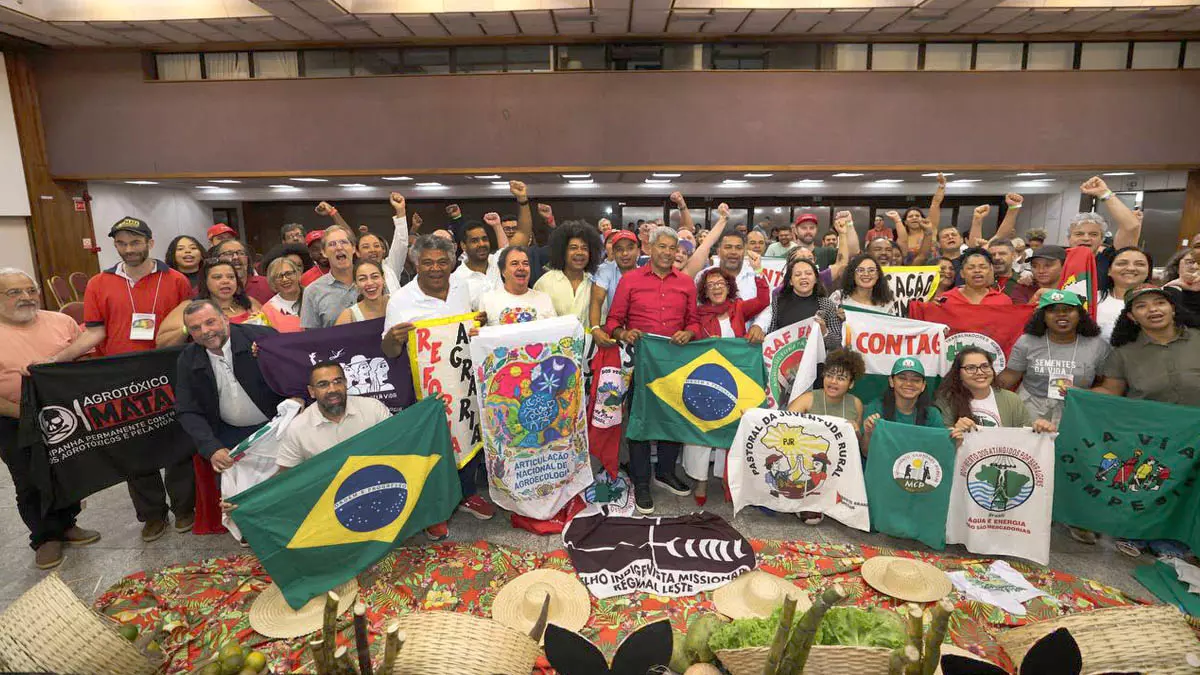 Cerca de 150 lideranças dos povos do campo, das águas e das florestas participaram, na manhã deste sábado (5), do Encontro do Campo Unitário,