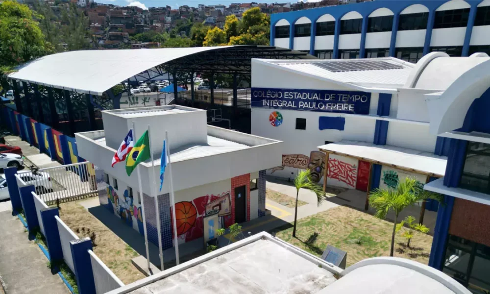O Governo da Bahia inaugurou, nesta terça-feira (8), a modernização do Colégio Estadual de Tempo Integral Paulo Freire,