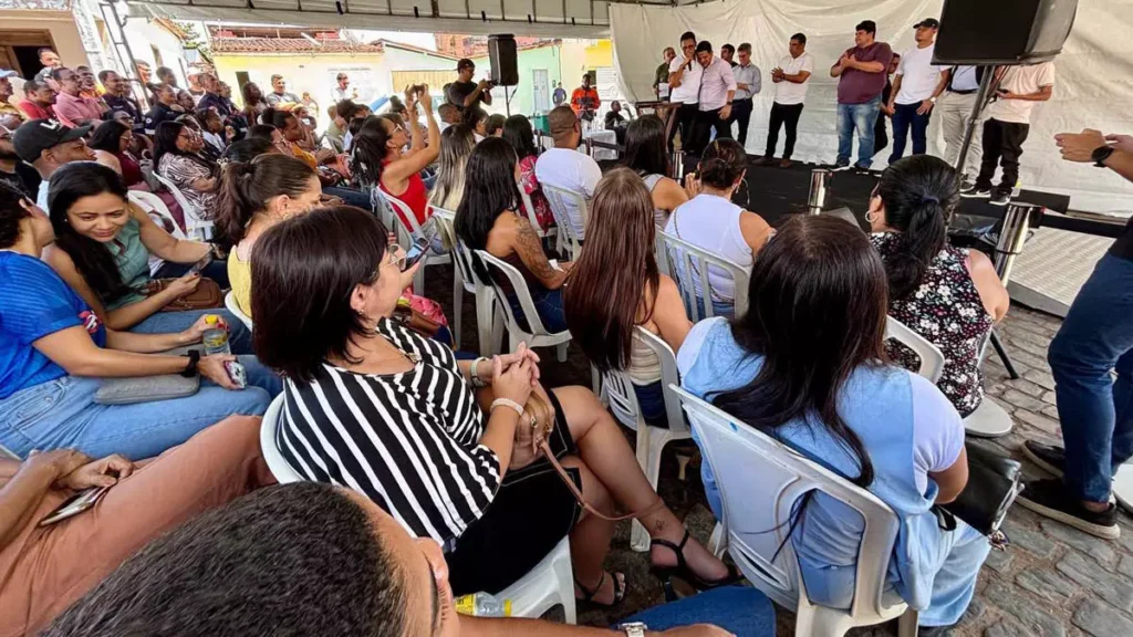 O Governo da Bahia promoveu, nesta quinta-feira (10), uma série de ações voltadas para infraestrutura, inclusão digital, mobilidade,