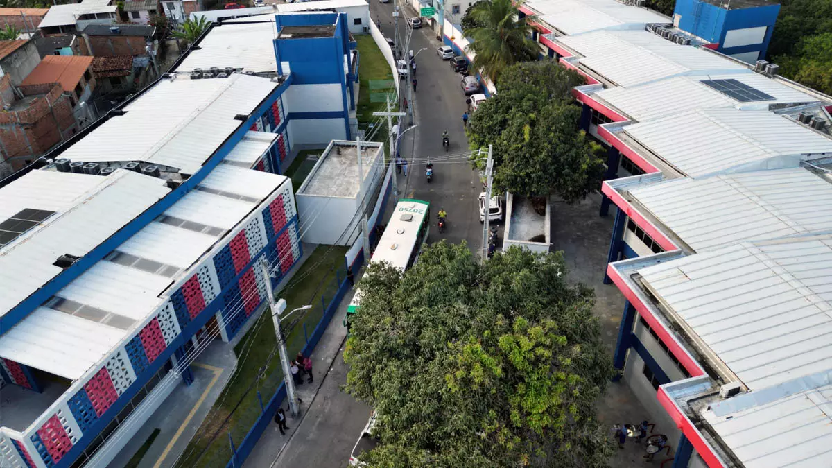 O Governo da Bahia entregou, na manhã desta terça-feira (22), a modernização do Colégio da Polícia Militar (CPM) Dona Leonor Calmon,