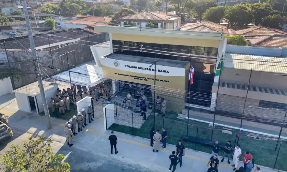 A 39ª Companhia Independente da Polícia Militar (CIPM) passou a operar em uma nova sede localizada no bairro da Boca do Rio