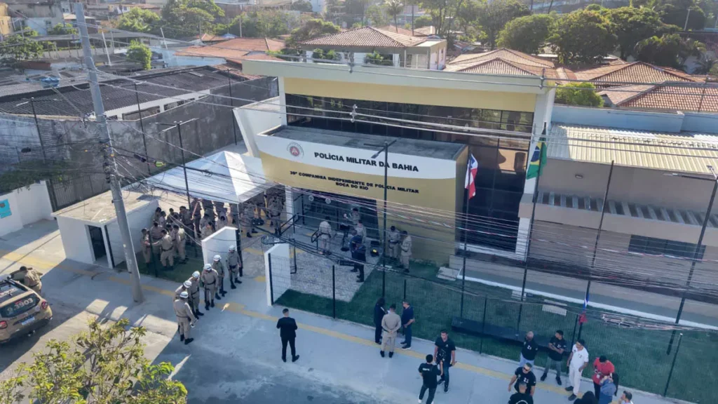 A 39ª Companhia Independente da Polícia Militar (CIPM) passou a operar em uma nova sede localizada no bairro da Boca do Rio