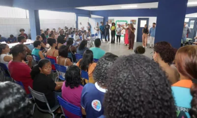 oficinas educativas do programa Dia do Educa Mais com as Famílias. Promovida pela Secretaria da Educação do Estado da Bahia,