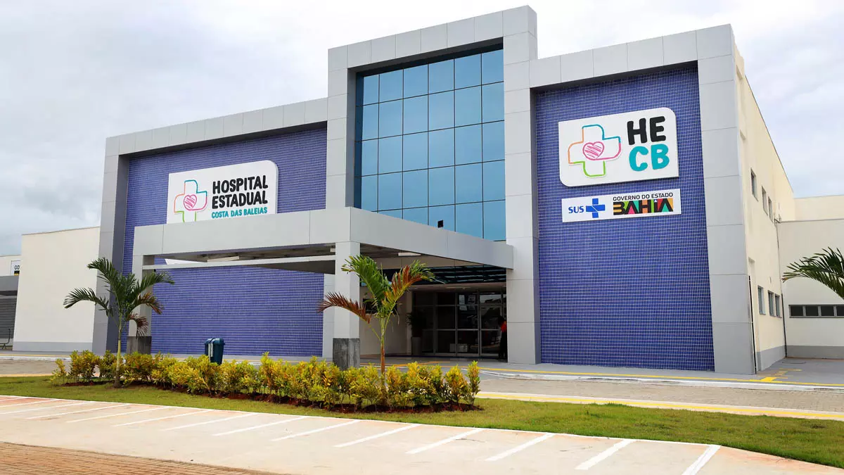 O Hospital Estadual Costa das Baleias (HECB), unidade da Secretaria da Saúde do Estado da Bahia (Sesab) em Teixeira de Freitas,