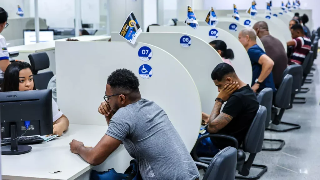 Se ligue nas vagas de emprego disponíveis no SineBahia para Salvador, RMS e interior do estado nesta segunda-feira (26).
