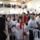 Centenas de devotos participaram, nesta segunda-feira (12), da tradicional procissão em homenagem a Nossa Senhora do Perpétuo Socorro,