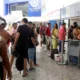 A Operação Vai e Vota registrou até a manhã desta segunda-feira (26) a emissão de aproximadamente 120 mil passagens