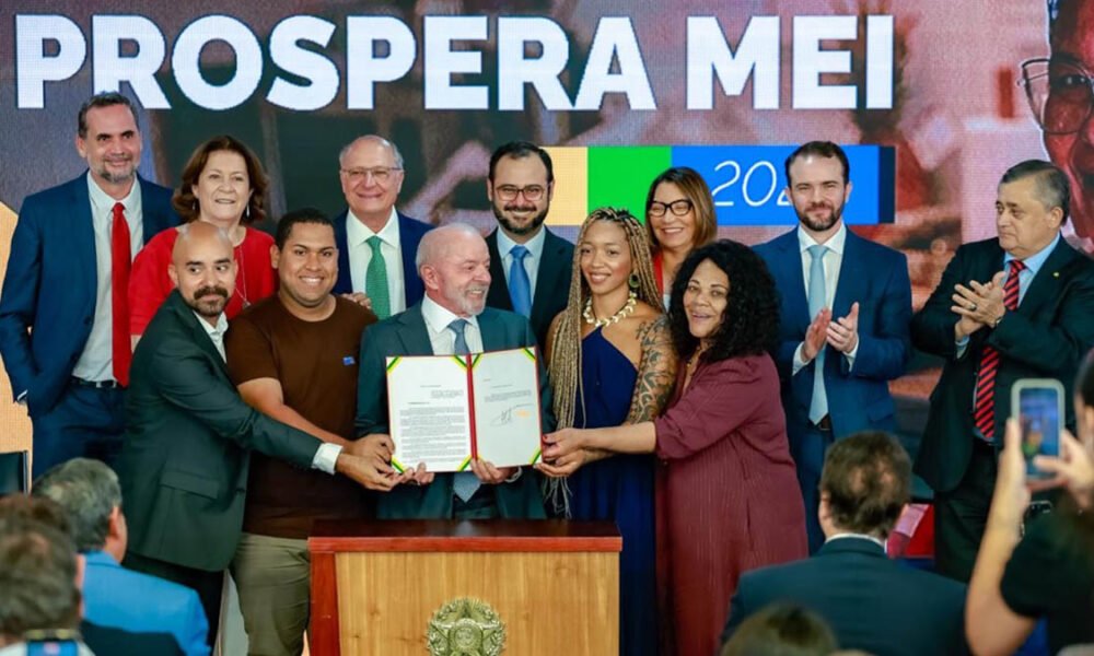 O governo federal anunciou nesta terça-feira (13) um pacote de cinco medidas voltadas aos Microempreendedores Individuais (MEIs),