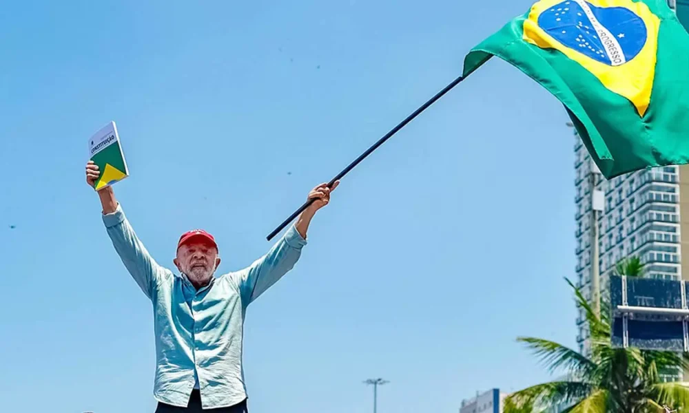 O presidente Luiz Inácio Lula da Silva (PT) foi reeleito e continuará à frente da Presidência da República pelos próximos quatro anos. Com a