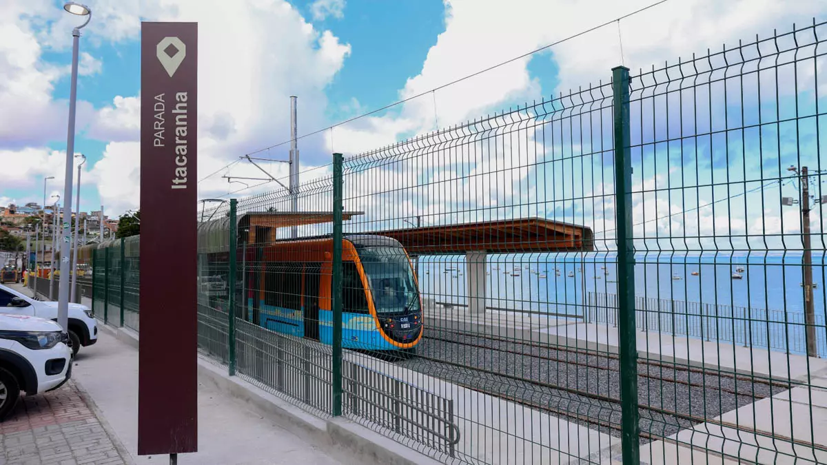 O Governo da Bahia vai disponibilizar transporte gratuito aos eleitores no primeiro turno das Eleições 2026, que acontece no próximo