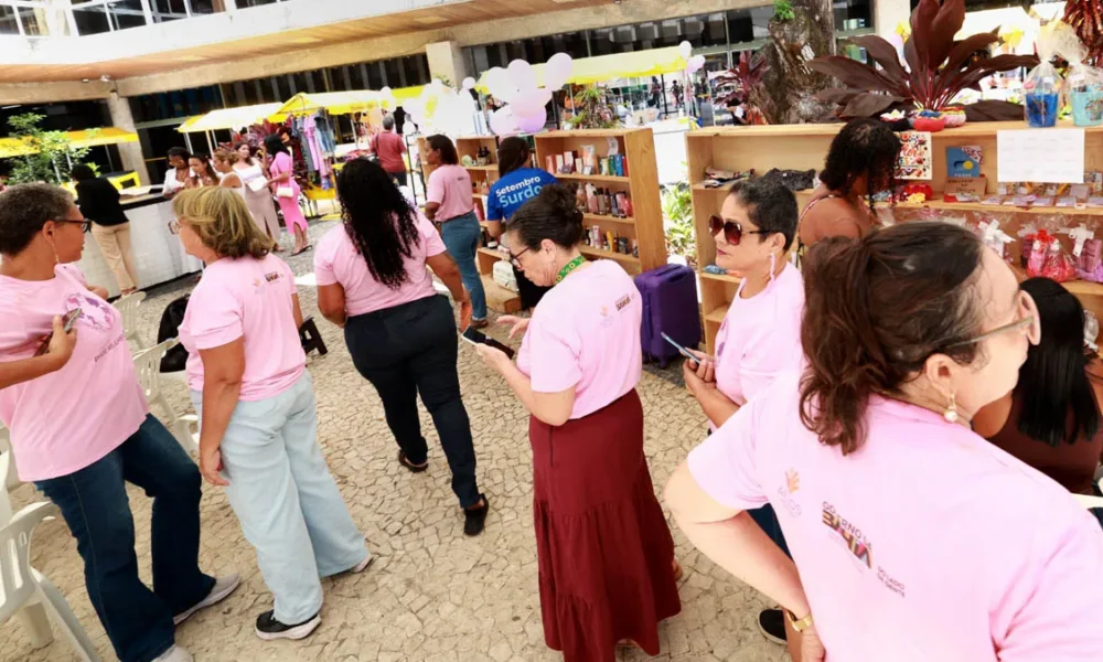 O Governo da Bahia realizou, nesta sexta-feira (2), a Feira de Empreendedorismo do Projeto Rede Mulheres II, na Biblioteca Central dos Barris,