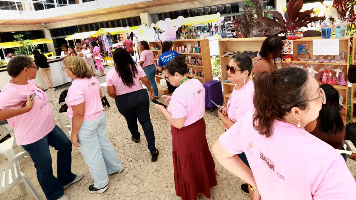 O Governo da Bahia realizou, nesta sexta-feira (2), a Feira de Empreendedorismo do Projeto Rede Mulheres II, na Biblioteca Central dos Barris,
