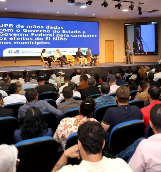 O Governo da Bahia está reforçando as ações de prevenção aos impactos do El Niño com o envio de alertas informativos via WhatsApp para