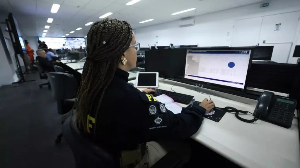 A Secretaria da Segurança Pública da Bahia (SSP-BA) ativou, nas primeiras horas da manhã deste sábado (24), o Centro Integrado de