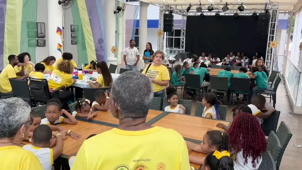 Humanos (SJDH), em parceria com o Instituto Aliança e o SESI Bahia, realizou uma programação especial em celebração ao Mês das