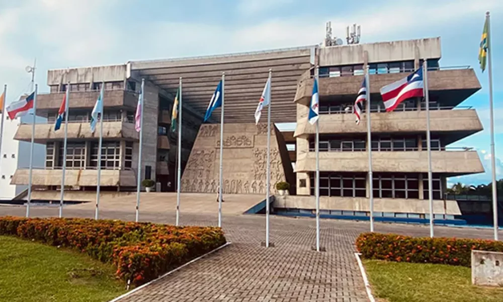A Assembleia Legislativa da Bahia (ALBA) passará por uma renovação significativa em sua composição a partir de fevereiro de 2027.