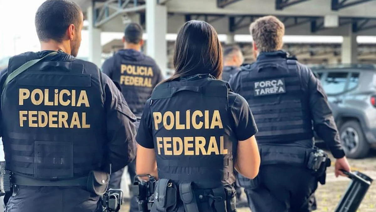 bens recolhidos durante as ações de fiscalização. A atuação da PF teve como foco a prevenção e a repressão de crimes eleitorais.